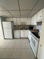 Building Photo - 2731 Taft St