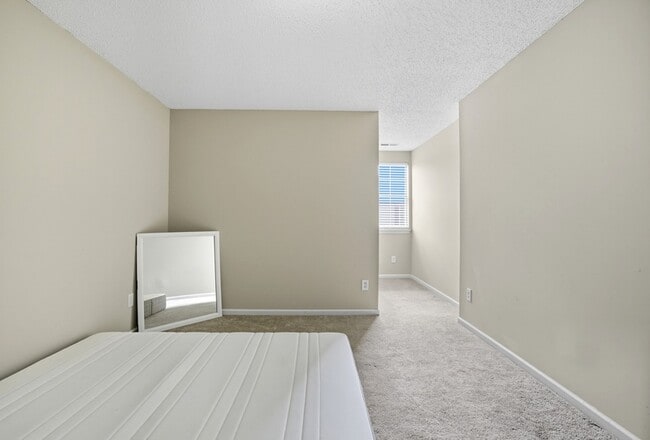 Building Photo - 3729 Peppercorn Way