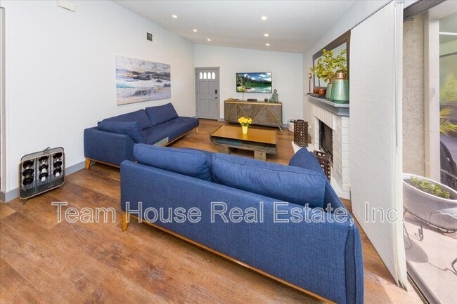 Building Photo - 26076 Viento Ct