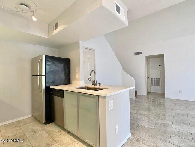 Building Photo - 3600 Hayden Rd