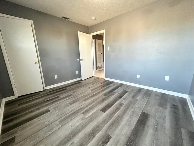 Building Photo - 5533 34th St