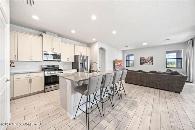 Building Photo - 8080 Lucent Ct