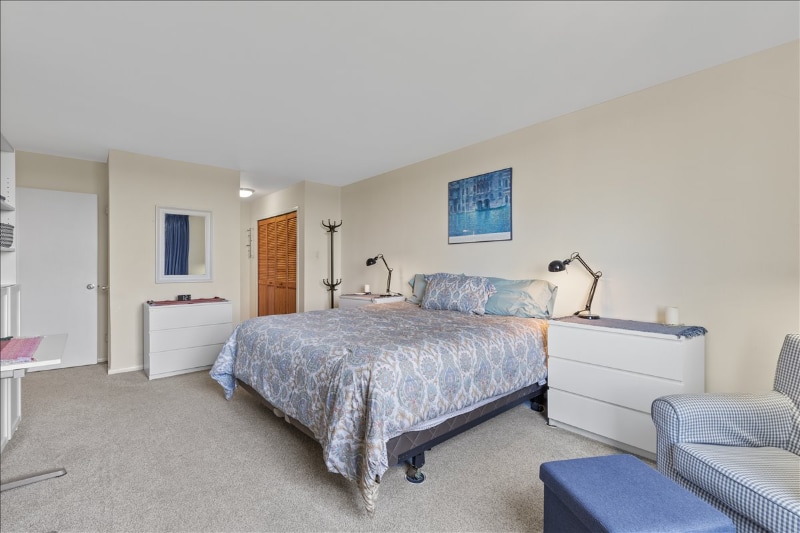 Building Photo - 5101 River Rd