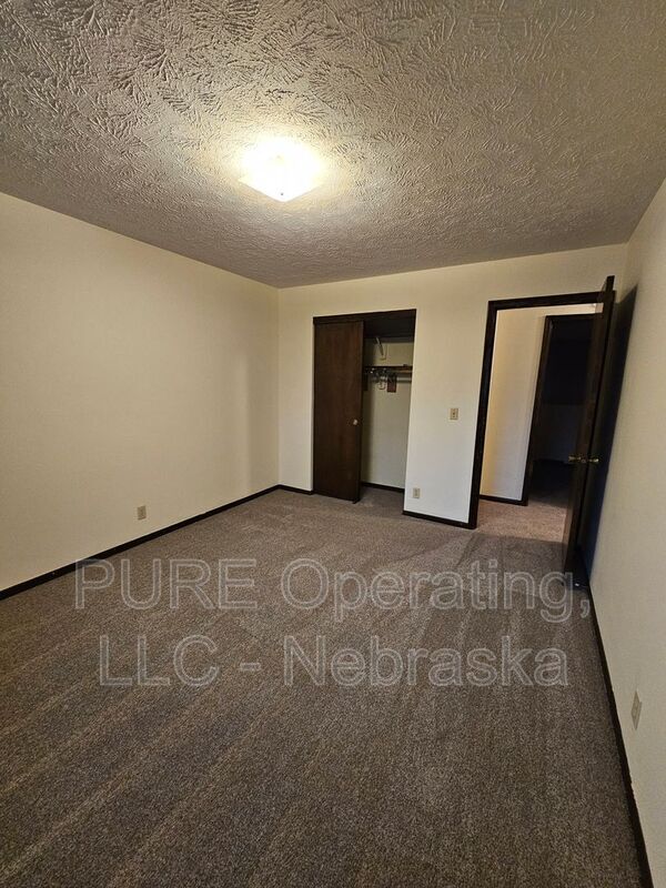 Building Photo - 14028 Madison Cir