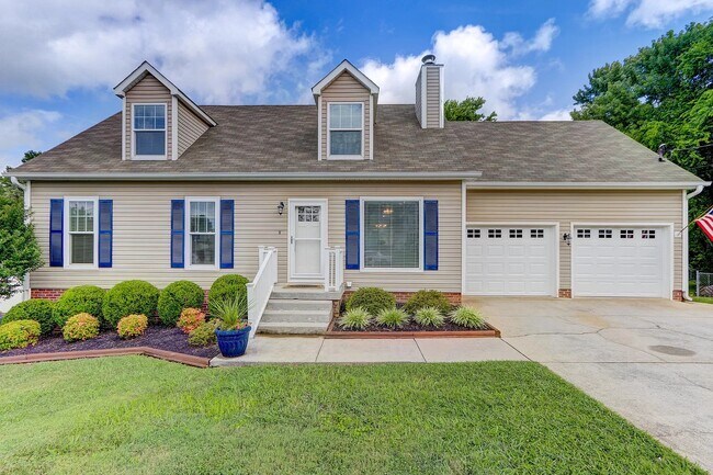 Primary Photo - 601 Blackburn Dr