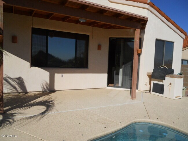 Building Photo - 3217 Flowering Cactus Ct