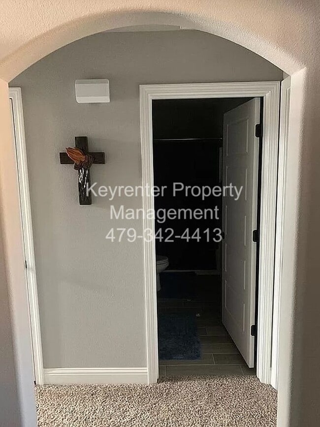 Building Photo - Beautiful Orchard Park Home!