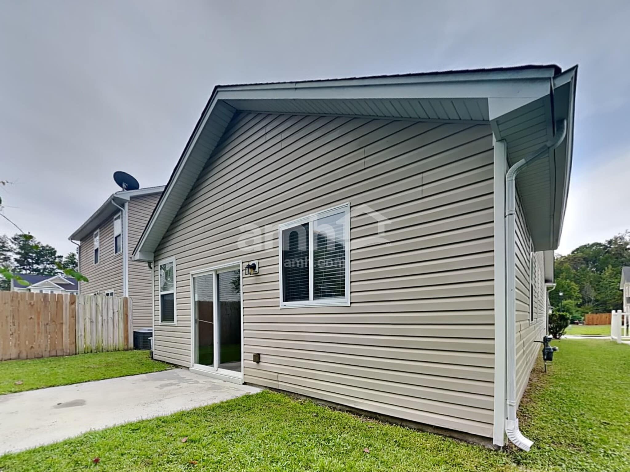 Building Photo - 194 Chemistry Cir