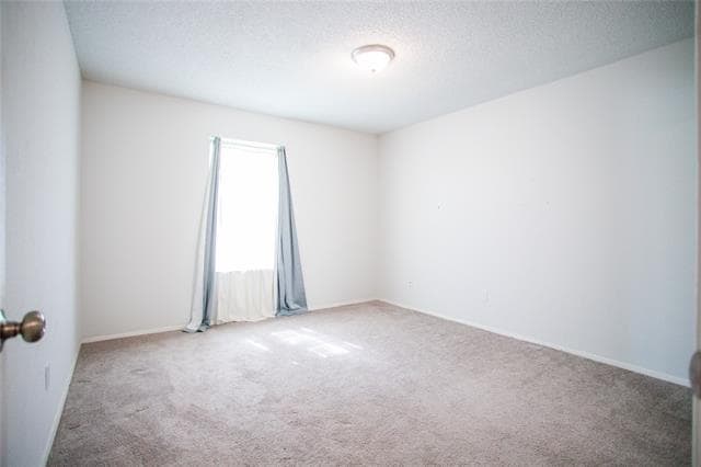 Building Photo - 740 Admiralty Way