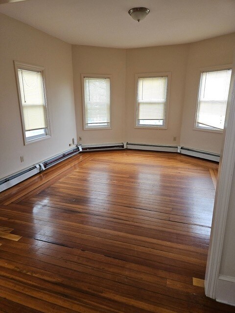 Building Photo - 147 Sumter St
