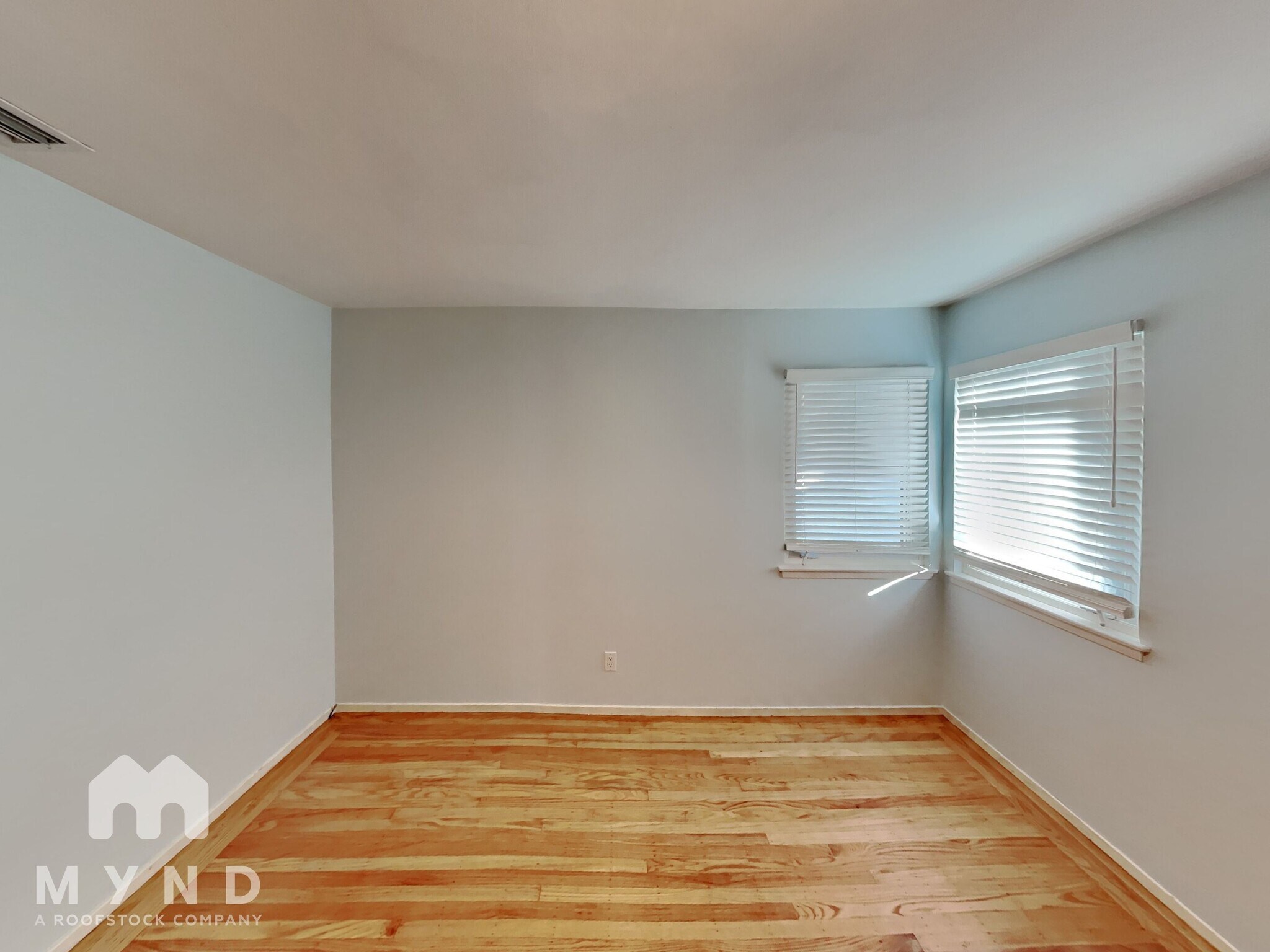 Building Photo - 2522 Buena Vista Ave