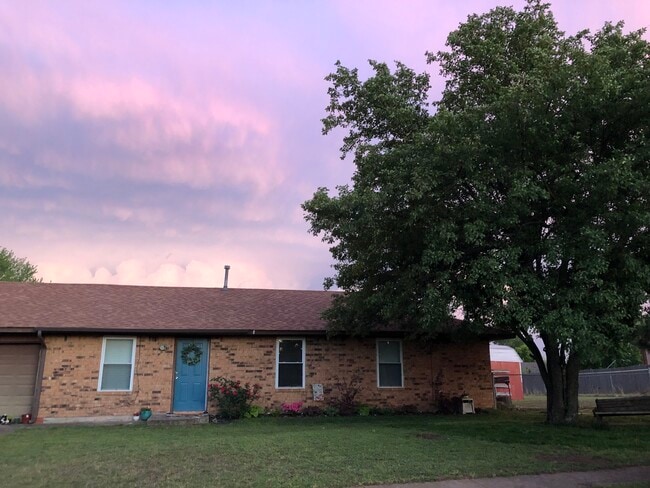 Front - 254 Hickory Stick Ln