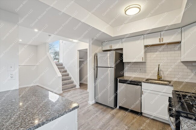 Building Photo - Fully Remodeled 4-Bedroom Home in Desirable Neighborhood in Pontiac for Rent!