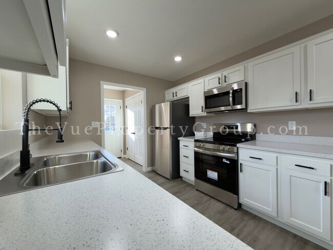 Building Photo - BRAND NEW 3-Bed, 2-Bath Home!