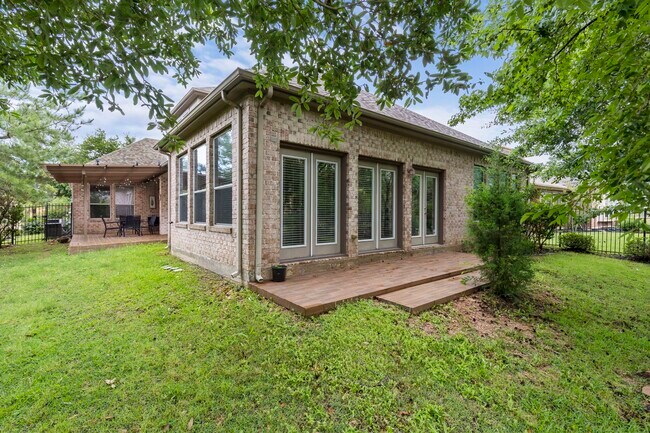Building Photo - 19 Driftdale Pl