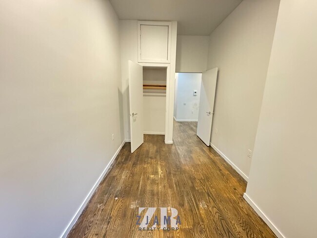 Building Photo - 950 Nostrand Ave