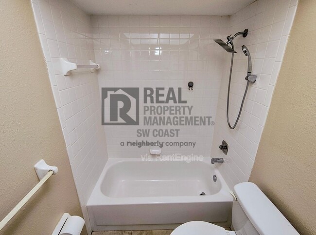 Building Photo - 12471 McGregor Blvd