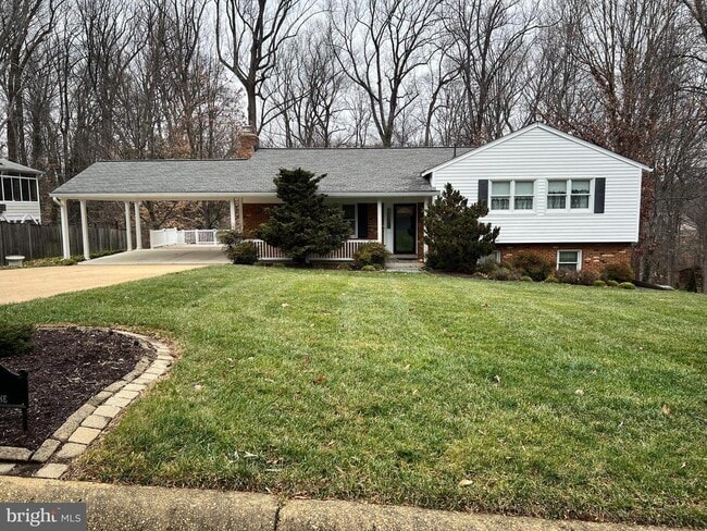 Building Photo - 6830 Pacific Ln