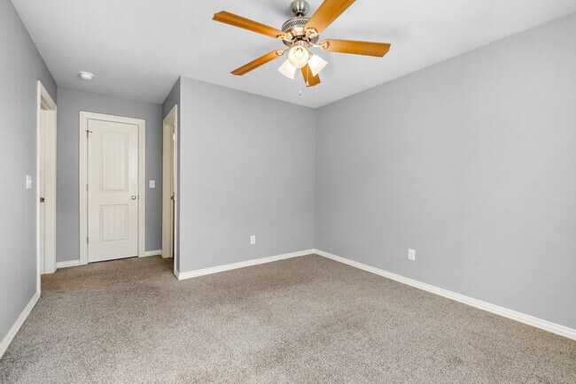 Building Photo - 1342 N Sicily Ln