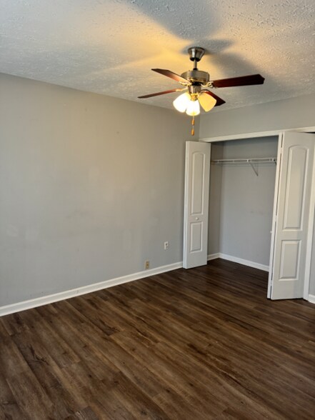 Building Photo - 481 Fox Harbour Dr