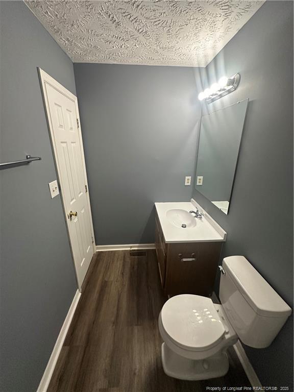 Building Photo - 3545 Chaucer Dr