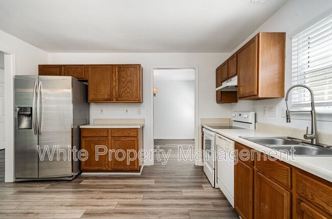 Building Photo - 10307 Seedling Ln