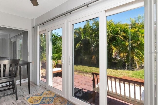 Building Photo - 10351 Regal Dr