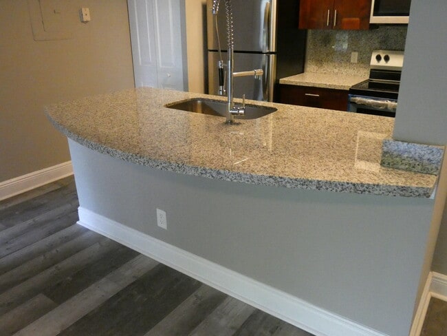 Building Photo - 5740 Rock Island Rd