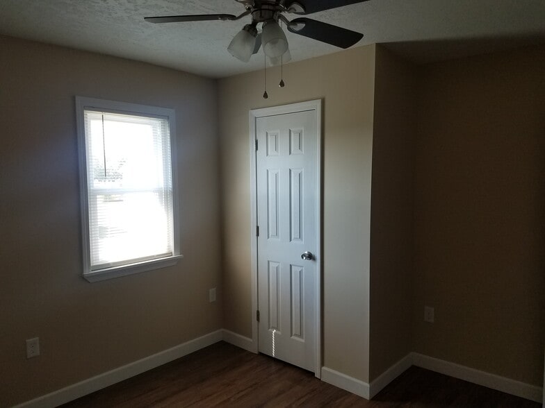 Bedroom 2 - 157 Davis Ln