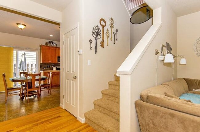 Building Photo - Great four bedroom home in Beaverton!