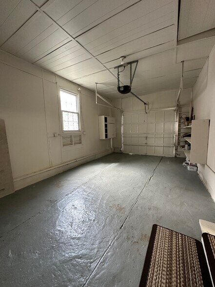 Building Photo - 2414 Fairmont Blvd