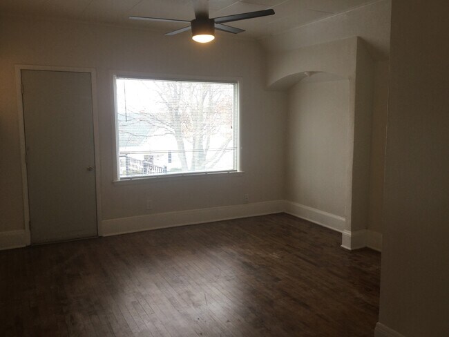 Building Photo - 4368-4368A N 17th St