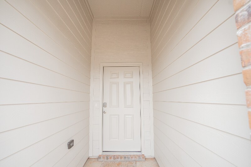 Building Photo - 2912 Firefly Dr