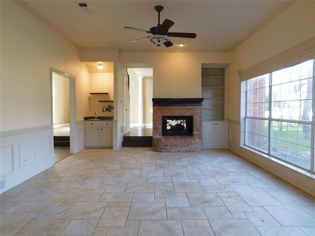 Building Photo - 2765 Fernwood Dr