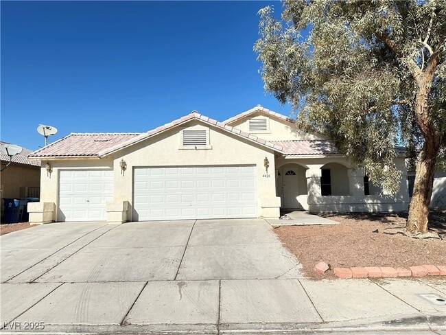 Primary Photo - 4426 Cinema Ave