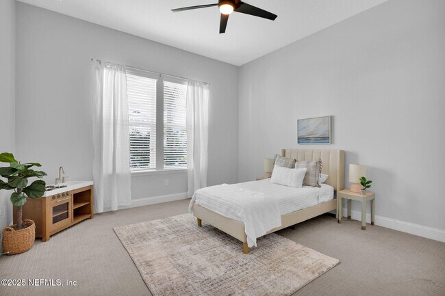 Building Photo - 94 Waterline Dr