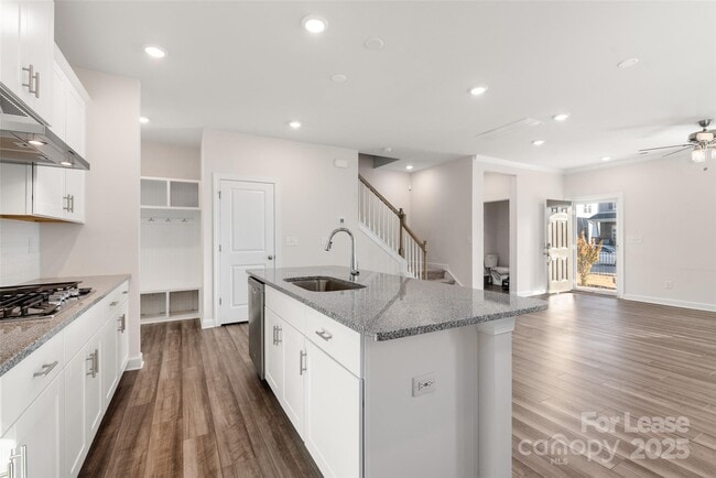 Building Photo - 504 Cranford Dr