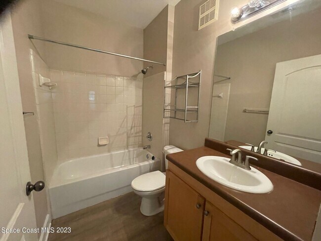Building Photo - 6411 Borasco Dr