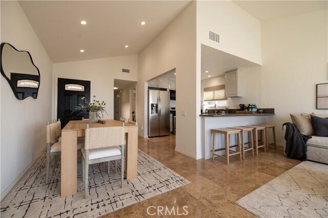 Building Photo - 3012 W Oceanfront