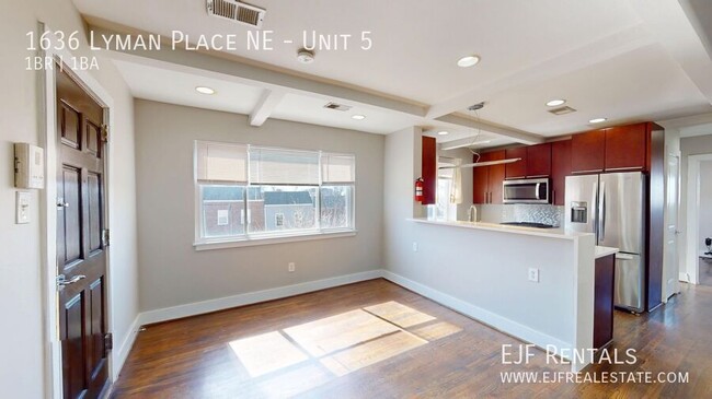 Primary Photo - Updated One Bedroom W/Stainless Steel Appl...