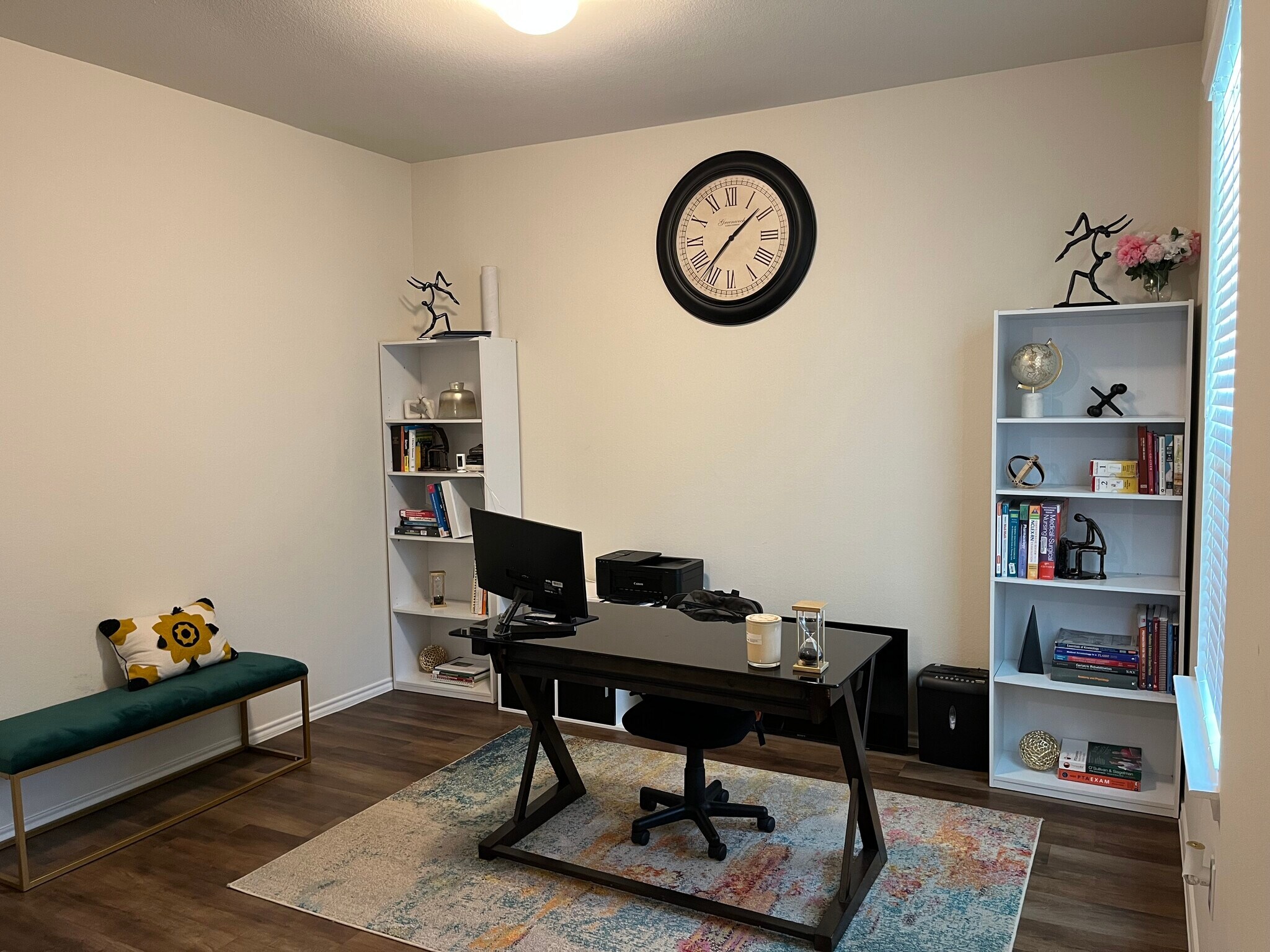 Building Photo - 1723 Cormorant Cres