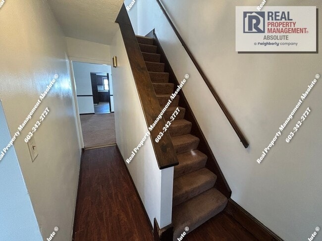 Building Photo - 3 Bedroom Single Family Home Downtown Nashua