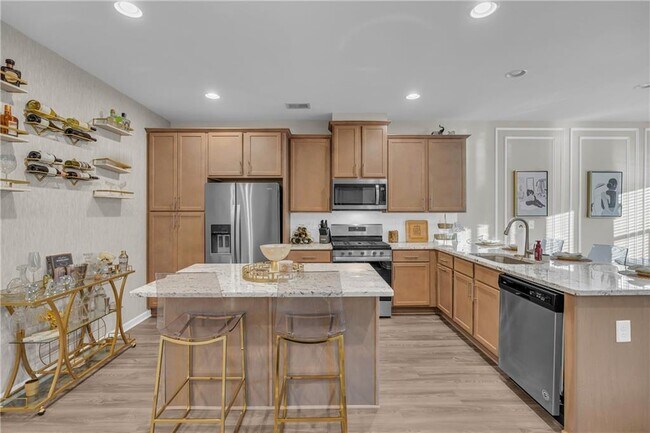 Building Photo - 1959 Hidden Hts