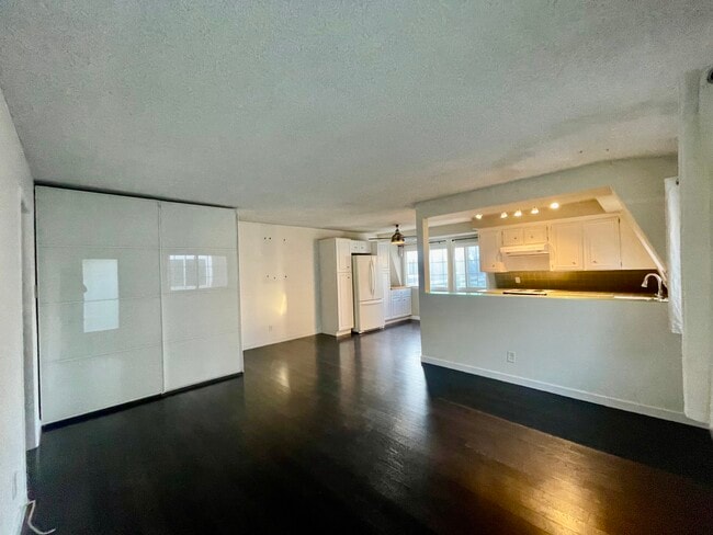 Building Photo - 8130 Redlands St