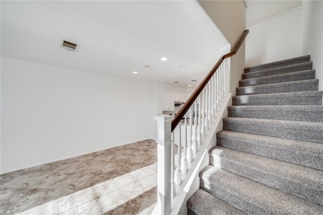 Building Photo - 814 Silk Tree