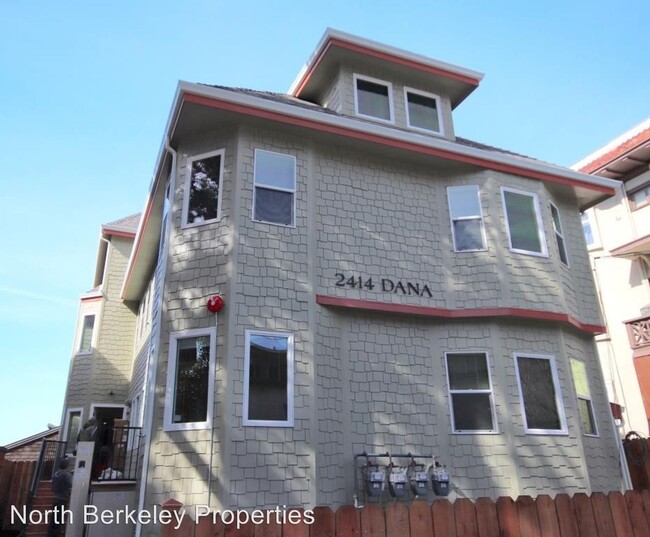 Primary Photo - 2414 Dana St
