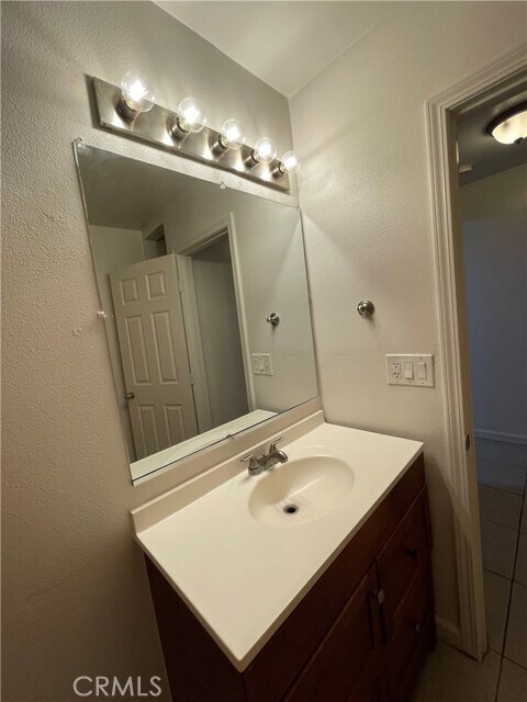 Building Photo - 6141 Marbrisa Ave