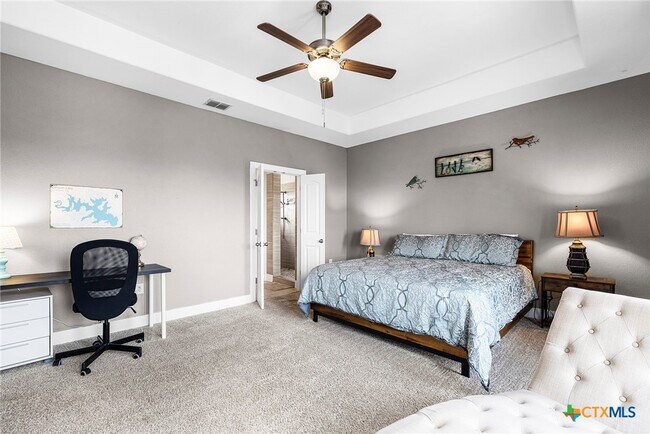 Building Photo - 618 Wagon Wheel Dr