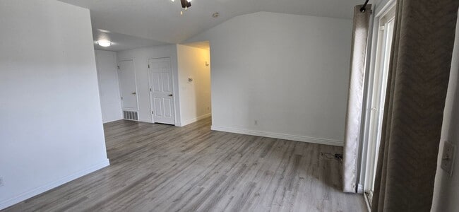 Building Photo - 8084 N Ridge Loop E