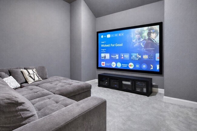 Building Photo - 905 Lady Bird Dr